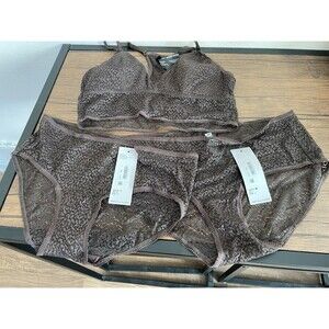 DKNY Modern Lace Hipster Panty Med And Large Bra Is Medium